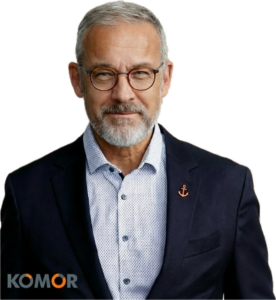 SALES CAPTAIN welcome Ralf Komor Interim Manager Sales Captain